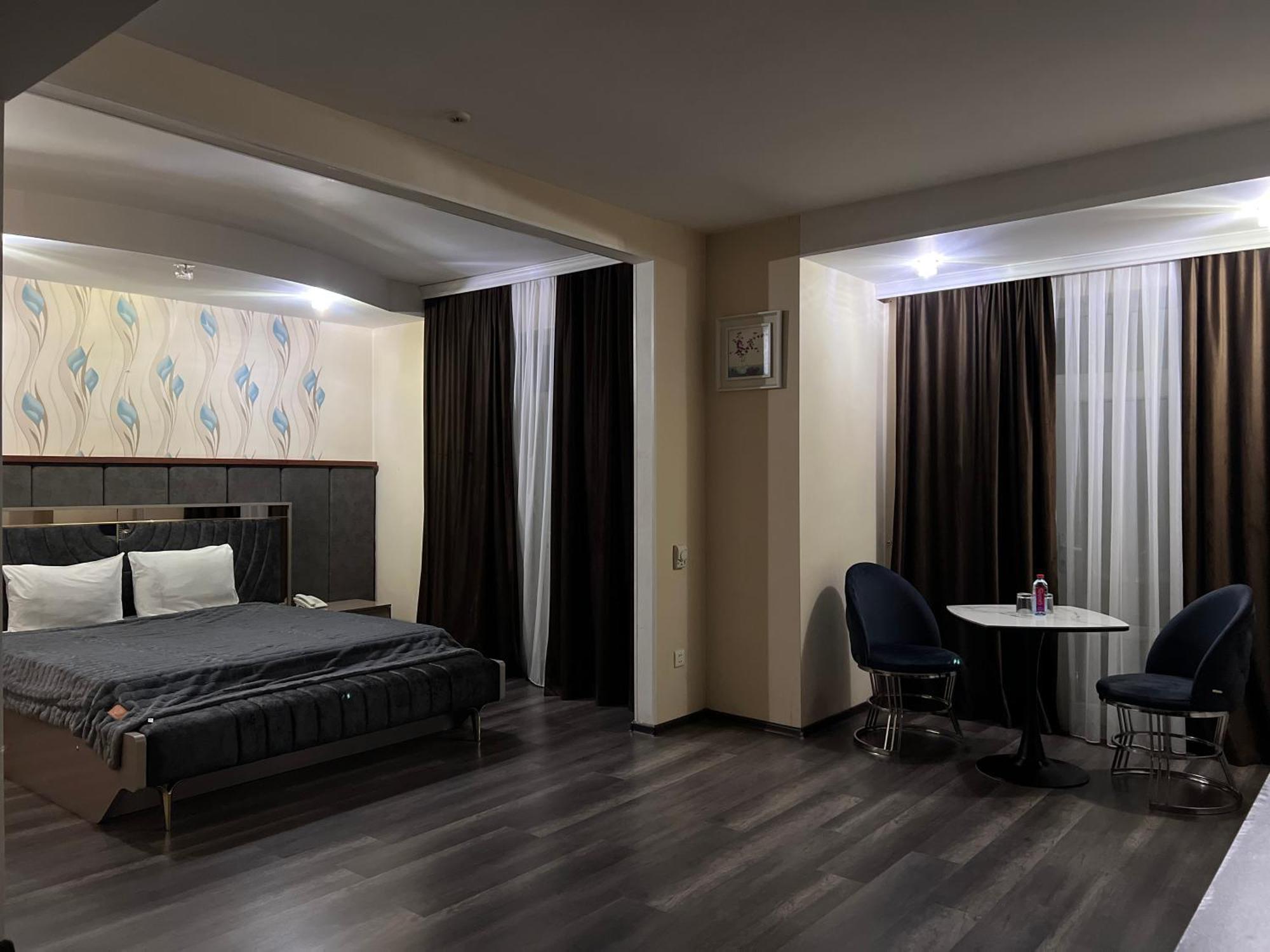 Aef Hotel Baku Exterior foto